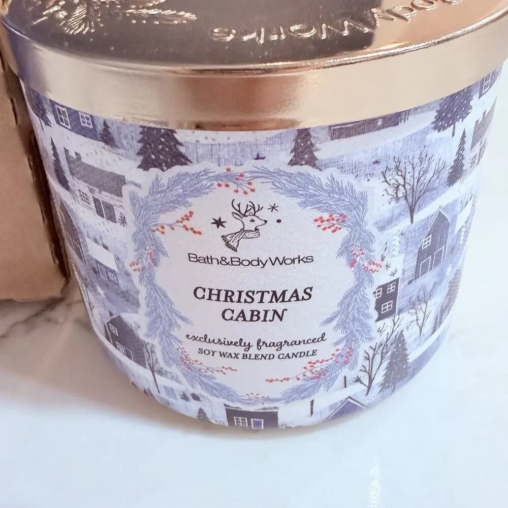 ALL NEW Christmas Cabin 3-Wick Candle 25-45 burn hours 14 oz Bath & Body Works